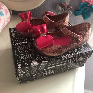 Mini Melissa size 6